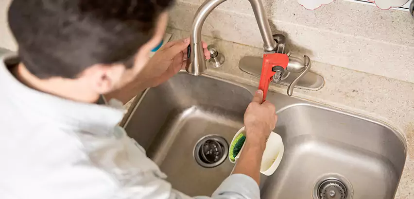 Faucet Repair in French Valley
